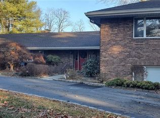 158 Ridge Rd, New City, NY 10956