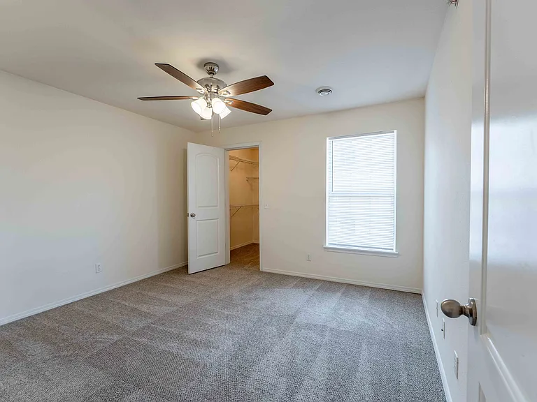 Battlefield Park Apartments — Photo 118