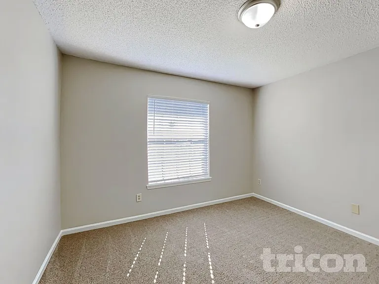 7839 Spring Branch Dr S — Photo 8