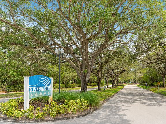 2nd image of 6057 SE Riverboat Drive #824