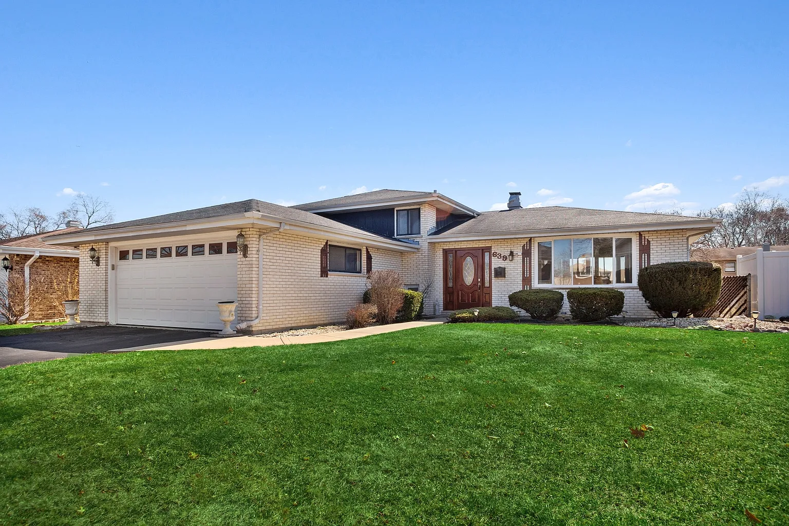 639 W Sable Dr photo 1
