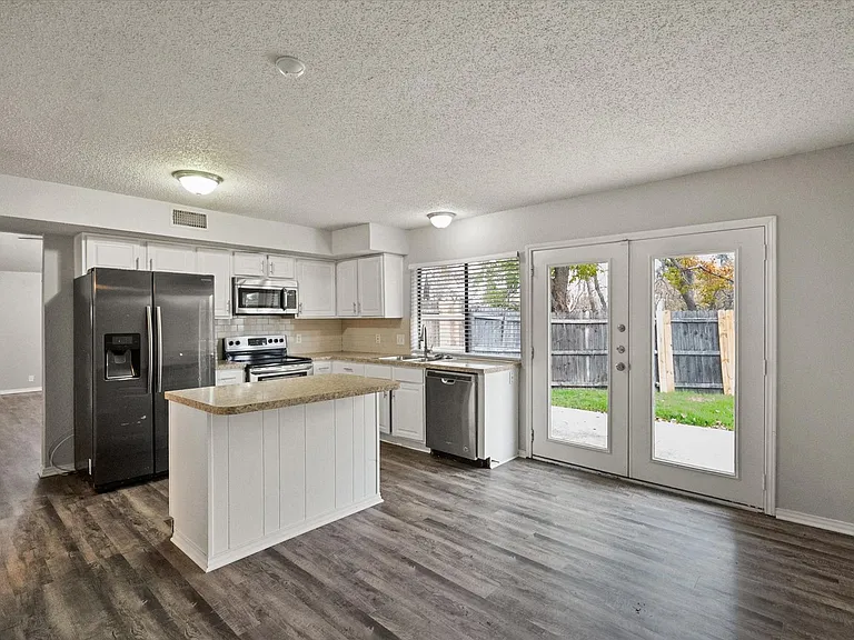 3505 Rush Springs Dr — Photo 9