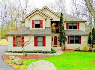 250 Reunion Rdg, East Stroudsburg, PA 18301