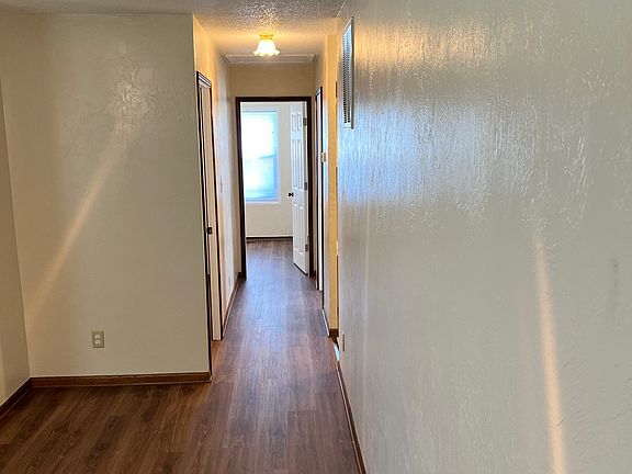 5th image of 3308 Iroquois Ln