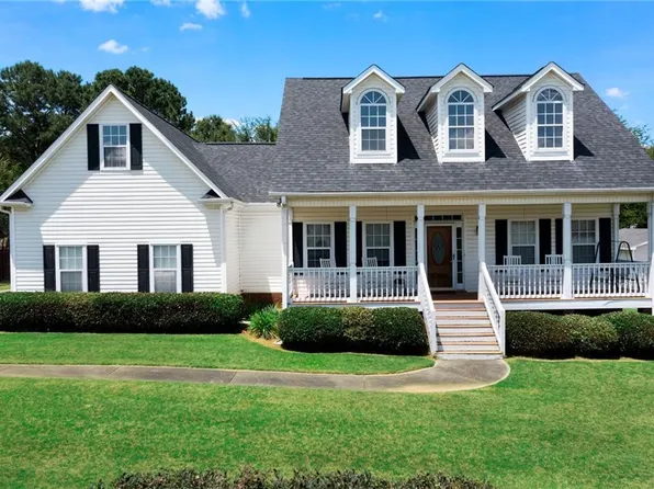 31 Sassafras Trl NE, Cartersville, GA 30121