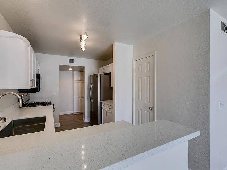 8476 Indigo Sky Ave — Photo 32
