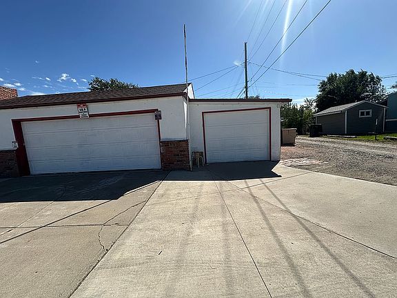3rd image of 1936 11th Ave