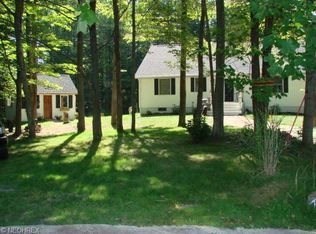 932 Zima Dr, Ashtabula, OH 44004