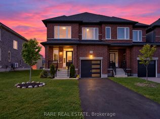 22 Autumn Dr, Wasaga Beach, ON L9Z0K7