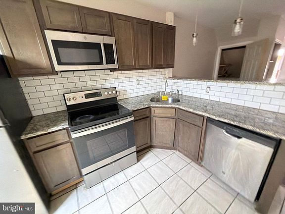 4th image of 5540 Crowson St