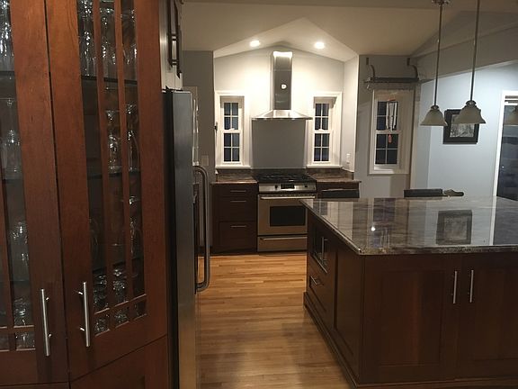 5th image of 2322 Linwood Ave