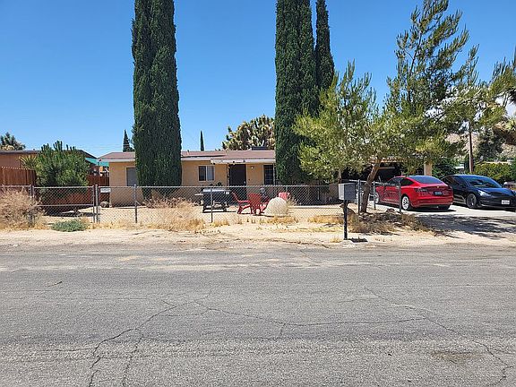 3rd image of 7444 Chemehuevi Way