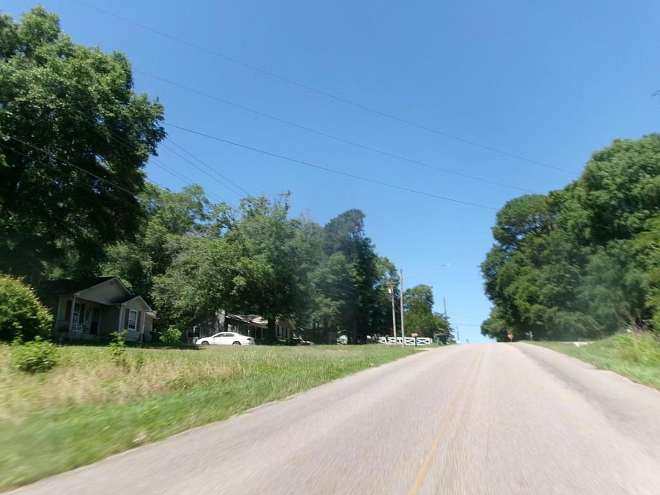 2nd image of 1353 Whittle Hudson Rd