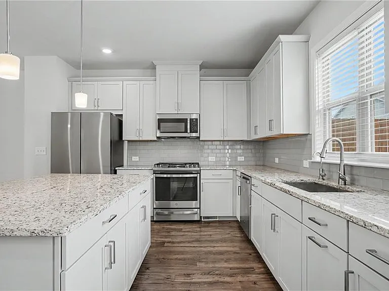 2087 Graywell Ln — Photo 10