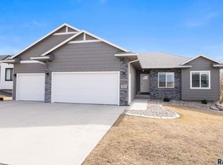 527 David Ave, Baltic, SD 57003