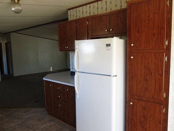 2nd image of 2785 Luttrellville Ln