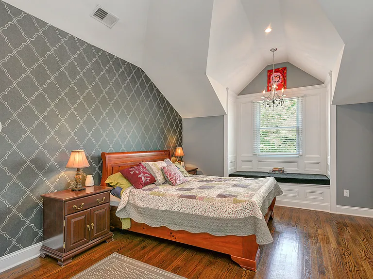 Beautiful Primary Suite with High Ceilings and Massive WIC