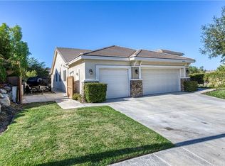 26335 Cardinal Dr, Santa Clarita, CA 91387