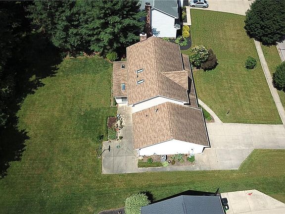 3rd image of 4445 Bunker Ln