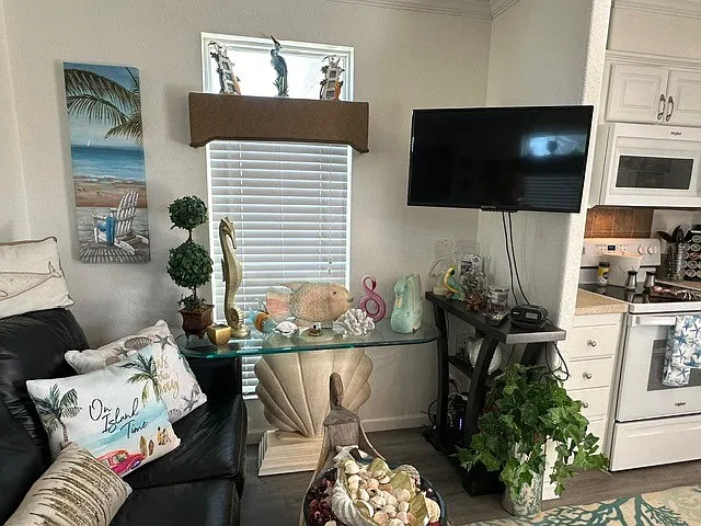 Seabreeze Pl — Photo 27