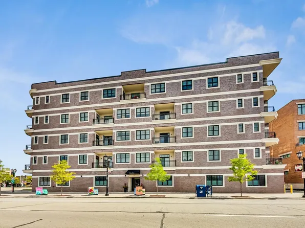 105 S Cottage Hill Ave Unit 206, Elmhurst, IL 60126