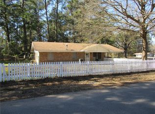 110 Edwards Dr, Pineville, LA 71360