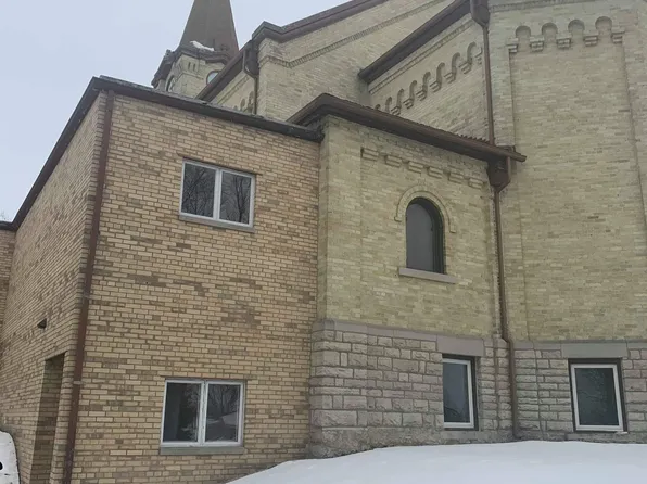 307 N Main St #8, Juneau, WI 53039