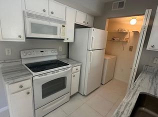 141 SW Palm Dr APT 205, Port Saint Lucie, FL 34986