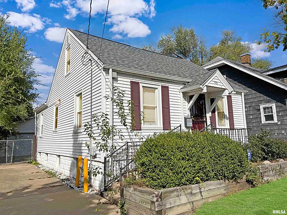 2nd image of 1113 W Nowland Ave