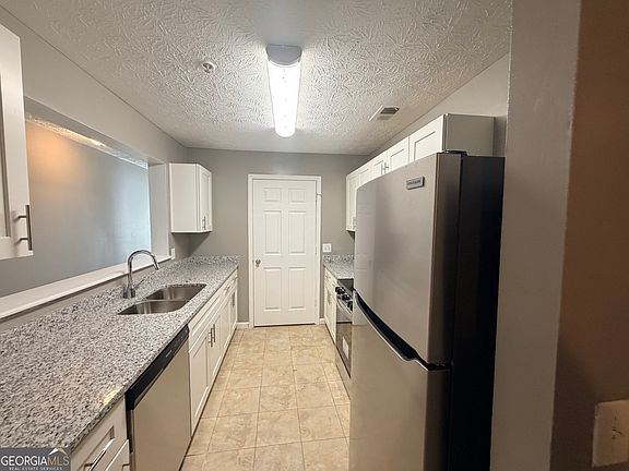 2nd image of 13104 Fairington Ridge Cir