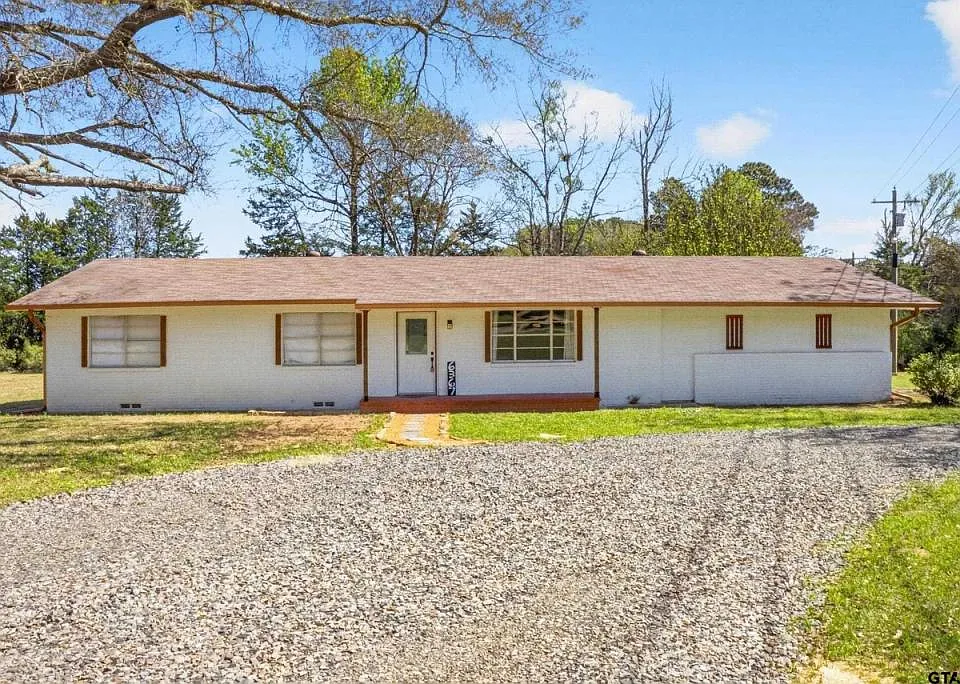 6367 Orange Rd
