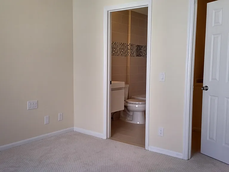 5715 Chapman Mill Dr #310 — Photo 10