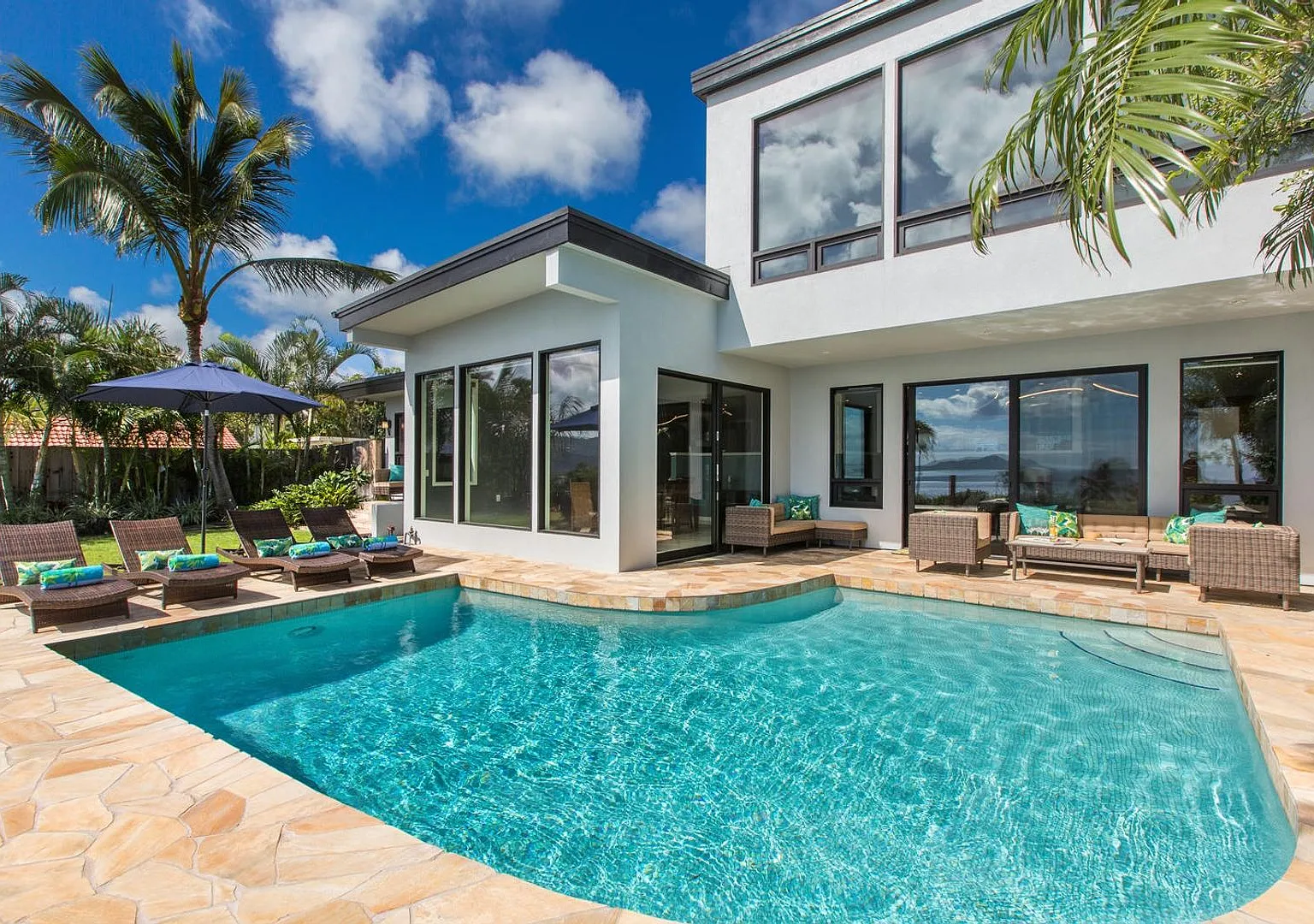 Luxurious & Private Modern Home w/Pool, AC & Diamond Head Views - Aloha Nalu — Photo 1