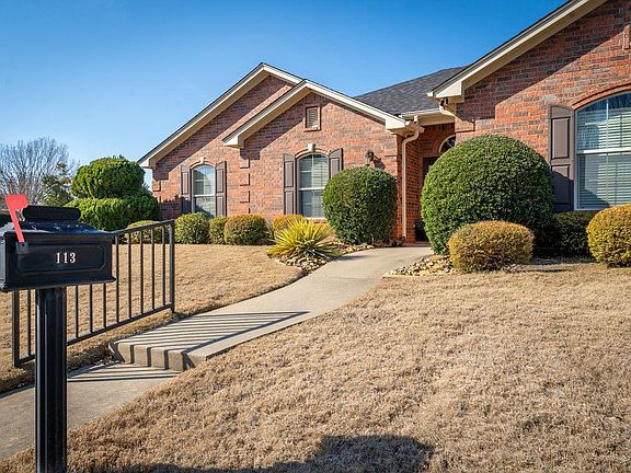 2nd image of 113 Garden Vista Dr
