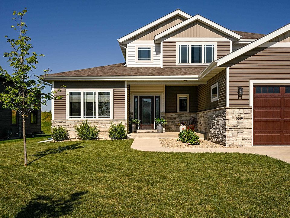 1st image of 2009 Paris Ln