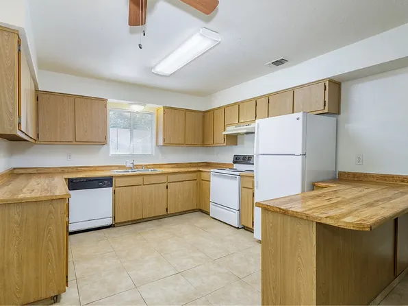 Redwood Glen Apartments