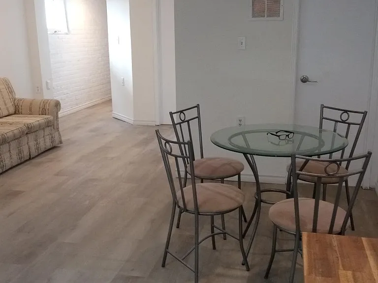 7 Harris Ave #C — Photo 7