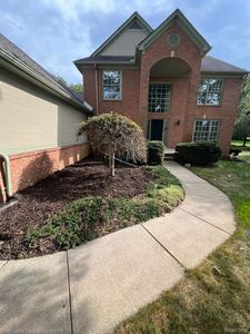 7384 Frampton Dr, Washington, MI, 48095