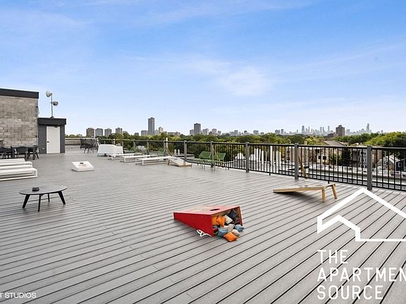2nd image of 4410 Dnp N Clark St #209
