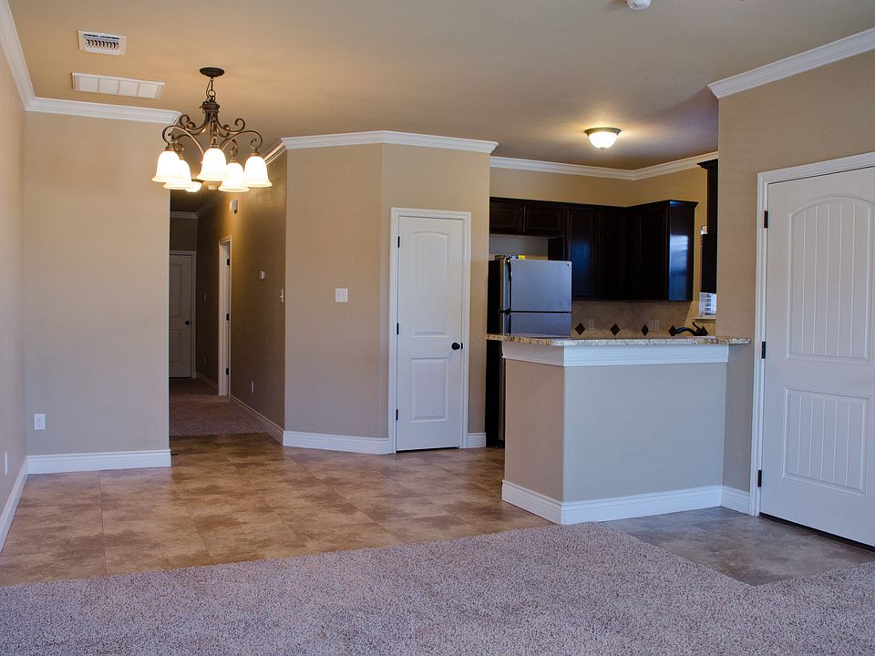 Kitchen/dining area