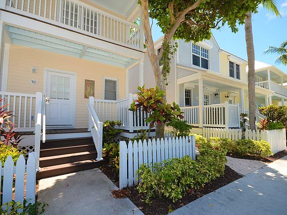5th image of 7033 Harbor Village Dr