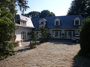 16 Essex Rd, Newton, MA 02467