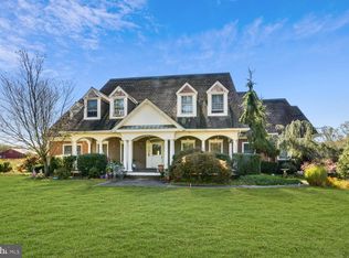 97 Bunting Bridge Rd, Cookstown, NJ 08511