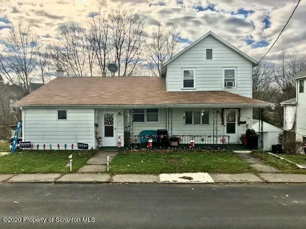 520 Clark St, Throop, PA 18512