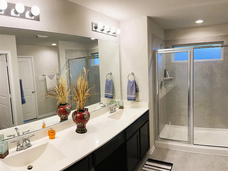 1402 Central Heights Dr — Photo 13