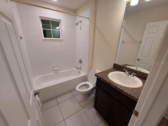 5th image of 101 Holly Village Dr