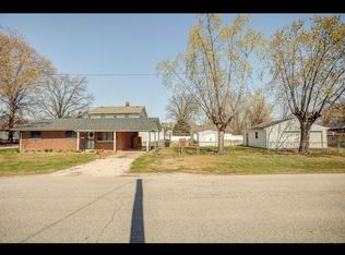 2301 Belleview Ave, East Saint Louis, IL 62205