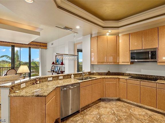 3rd image of 14350 Riva Del Lago Dr APT 402