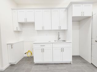 83 Oak St FLOOR 2, Jersey City, NJ 07304