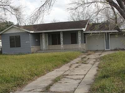 1st image of 871 W Gem Ave